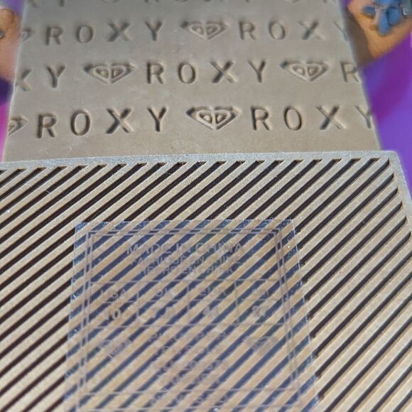 NWT Roxy Flip-Flops Sandals Size 10 Pink Boho Stripes Sandals - Picture 8 of 10